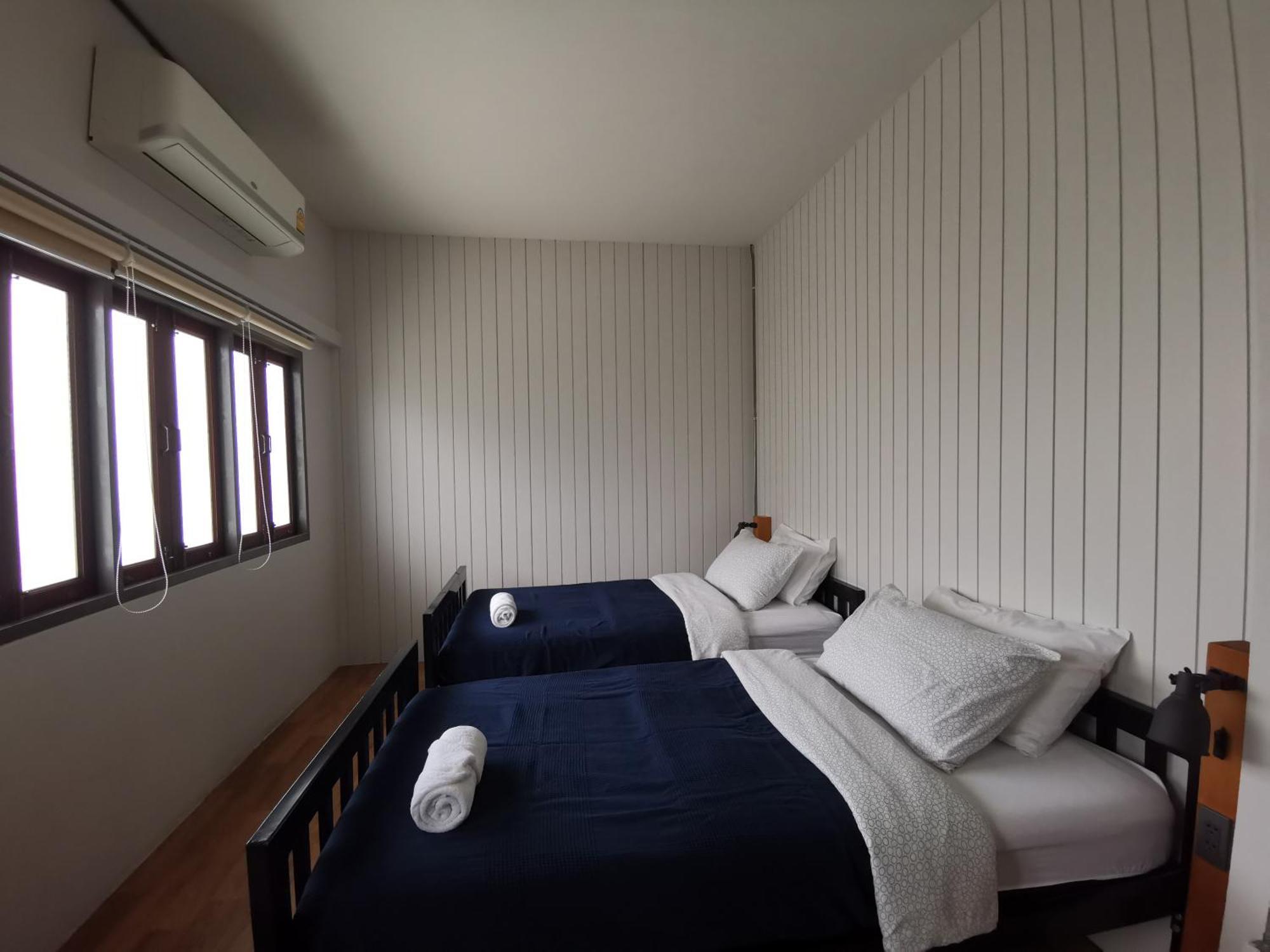 Liaw Base House Pansiyon Bangkok Dış mekan fotoğraf