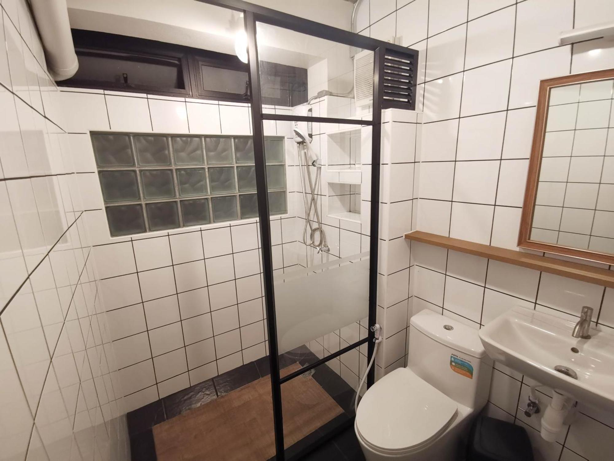 Liaw Base House Pansiyon Bangkok Dış mekan fotoğraf